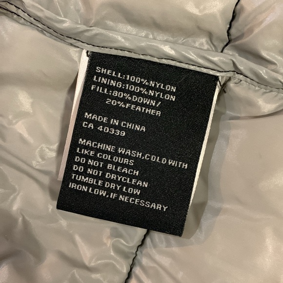 Great condition downblend lightweight puffer vest - Picture 4 of 5